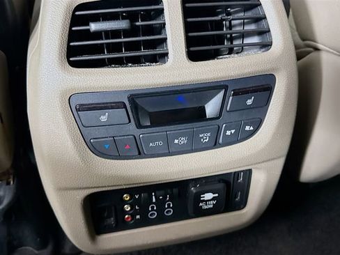 Used 2016 Honda Pilot Elite image 31