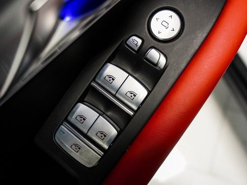 Used 2023 BMW XM w/ M Driver's Package image 28