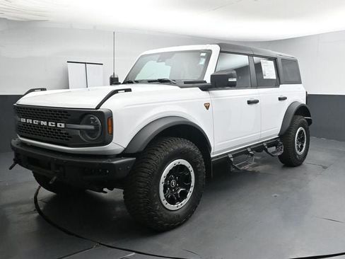 Used 2024 Ford Bronco Badlands AWD/4WD image 4