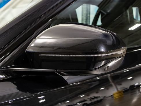 Used 2026 BMW 740i xDrive AWD/4WD image 10