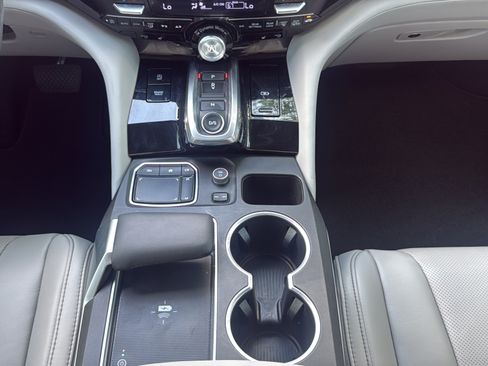 Used 2023 Acura MDX FWD w/ Technology Package image 16