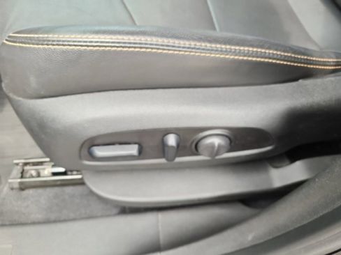 Used 2021 GMC Terrain SLT w/ Infotainment Package II image 12