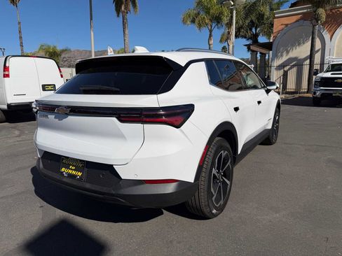 New 2026 Chevrolet Equinox EV LT image 8