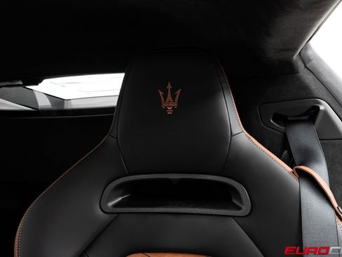 Used 2022 Maserati MC20 Coupe RWD image 46