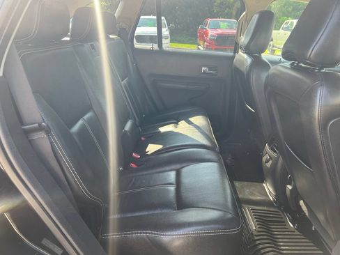 Used 2010 Ford Edge SEL FWD image 17