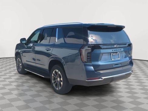 Used 2025 Chevrolet Tahoe LT w/ Comfort Package AWD/4WD image 3