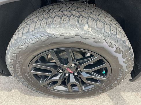 Used 2021 GMC Sierra 1500 Elevation image 37