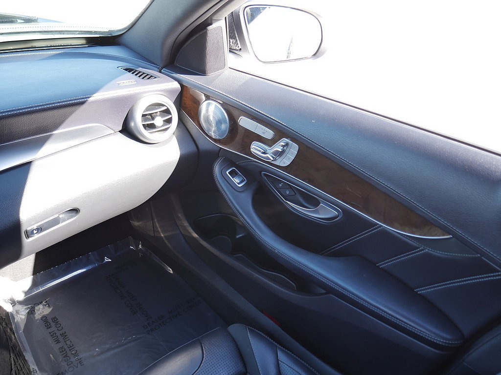 Used 2017 Mercedes-Benz C 63 AMG Sedan image 24