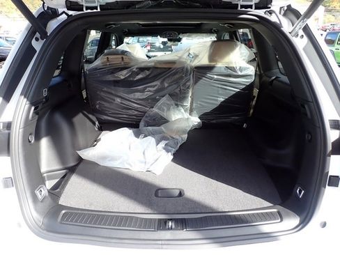 New 2025 Jeep Grand Cherokee Limited w/ MOPAR Finishing Package image 6