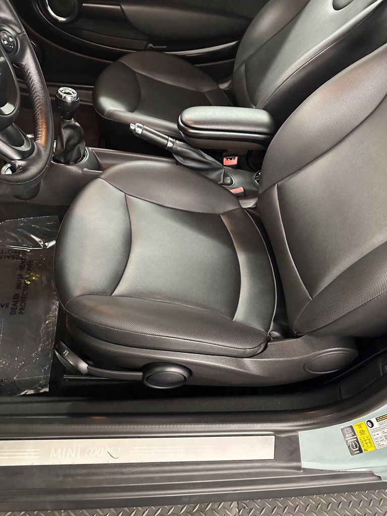 Used 2014 MINI Cooper Convertible FWD image 13