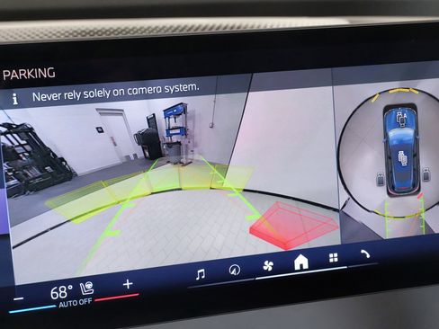 Used 2024 BMW iX xDrive50 w/ Premium Package image 58