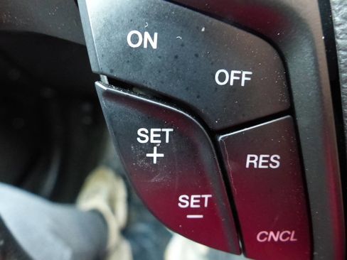 Used 2016 Ford Fusion Titanium image 28