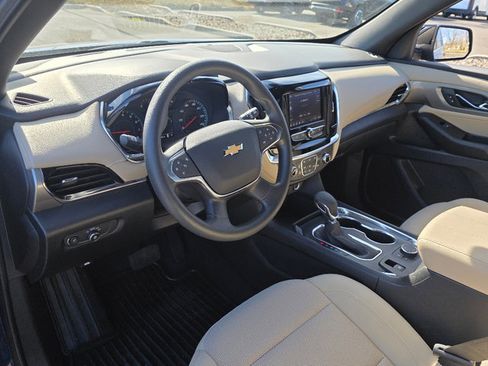 Certified 2023 Chevrolet Traverse LS image 30