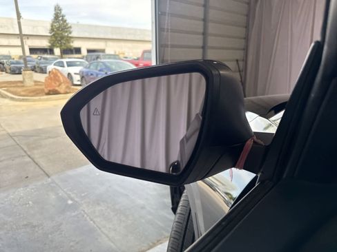 Used 2025 Hyundai Tucson Limited image 18