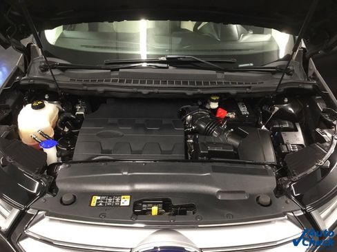 Used 2017 Ford Edge Titanium w/ Equipment Group 302A image 41