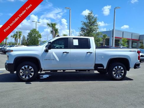 Used 2024 Chevrolet Silverado 2500 Custom w/ Custom Value Package AWD/4WD image 4