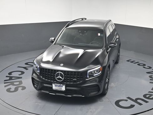 Used 2023 Mercedes-Benz GLB 35 AMG 4MATIC image 31