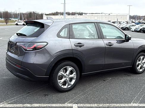 Certified 2023 Honda HR-V LX image 5