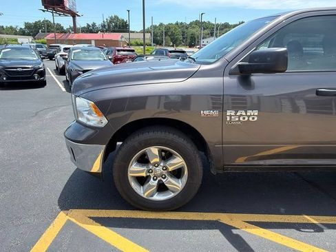 Used 2019 RAM 1500 Tradesman w/ Tradesman SXT Package AWD/4WD image 6