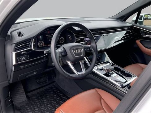 Used 2023 Audi Q7 3.0T Prestige w/ Prestige Package AWD/4WD image 14