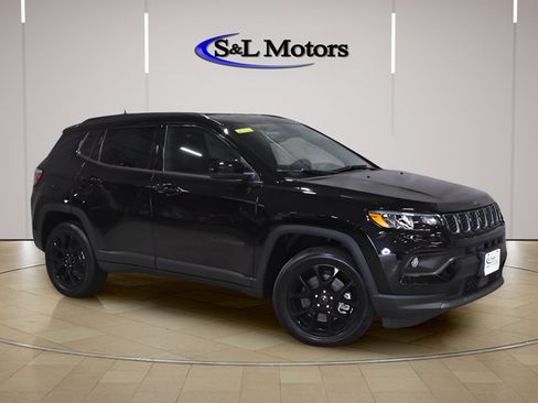 New 2026 Jeep Compass Latitude AWD/4WD image 8