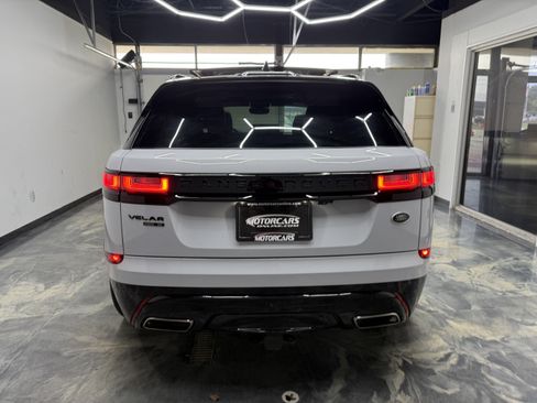 Used 2019 Land Rover Range Rover Velar R-Dynamic SE AWD/4WD image 4
