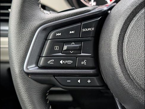 Used 2025 Subaru Forester Limited image 15