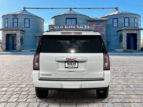 Used 2018 GMC Yukon SLT w/ Premium Edition AWD/4WD image 4