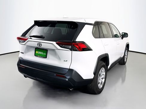 Used 2024 Toyota RAV4 LE FWD image 10