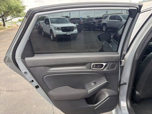Used 2025 Honda Civic Sport image 23