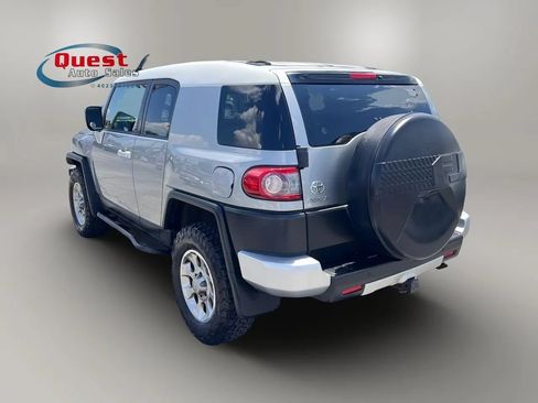 Used 2012 Toyota FJ Cruiser 4WD w/ Upgrade Pkg image 5