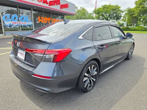 Used 2023 Honda Civic EX image 7