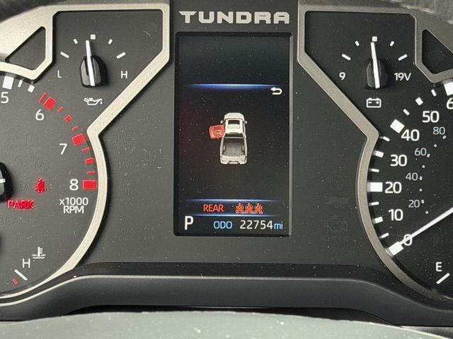 Certified 2025 Toyota Tundra SR5 w/ SR5 Premium Package AWD/4WD image 15