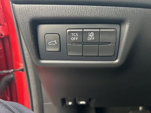 Used 2019 MAZDA CX-5 Touring image 18