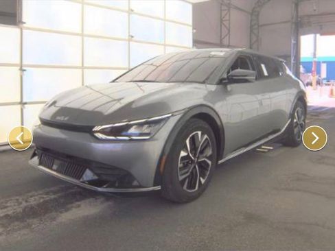 Used 2023 Kia EV6 Wind RWD image 1