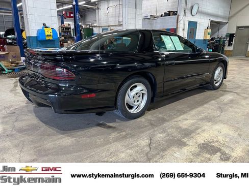 Used 1994 Pontiac Firebird Trans Am RWD image 8