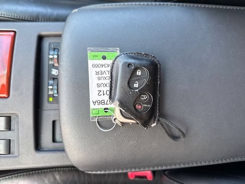 Used 2012 Lexus RX 450h AWD w/ Premium Pkg image 29