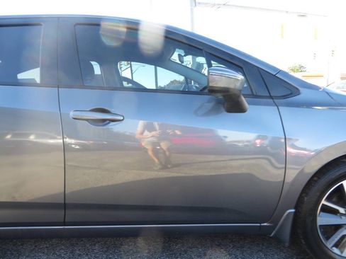 Used 2021 Nissan Versa SV FWD image 20