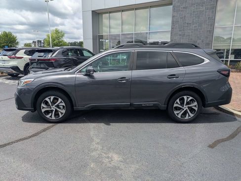 Certified 2022 Subaru Outback Limited AWD/4WD image 8