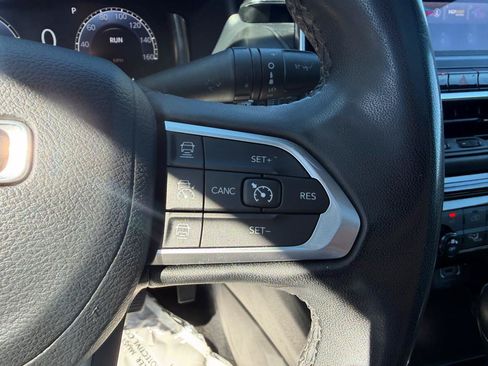 Used 2024 Jeep Compass Limited w/ High Altitude Package AWD/4WD image 27