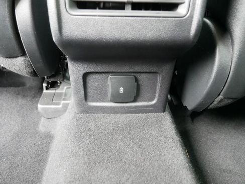 Used 2024 Lincoln Corsair Reserve image 22