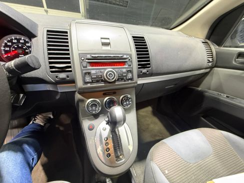 Used 2011 Nissan Sentra 2.0 SR w/ Convenience Pkg image 31
