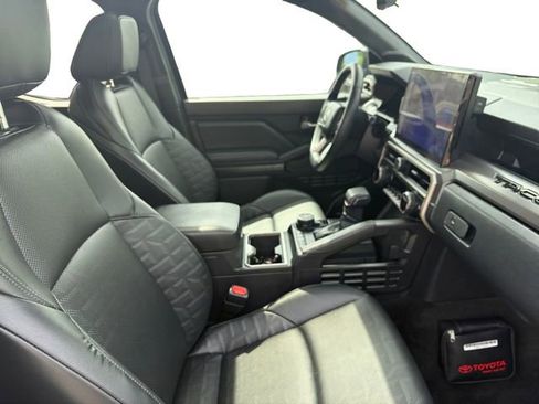 Certified 2024 Toyota Tacoma TRD Off-Road w/ TRD Off Road Premium Package image 17