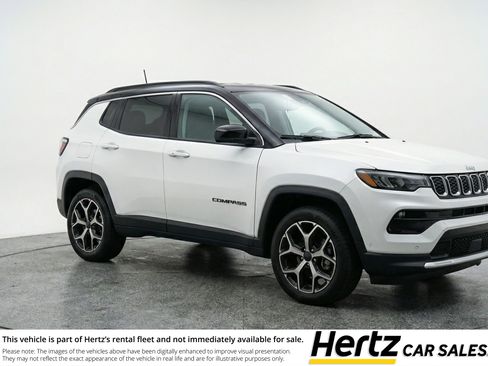 Used 2025 Jeep Compass Limited image 1