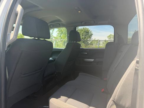 Used 2018 Chevrolet Silverado 2500 LT AWD/4WD image 10