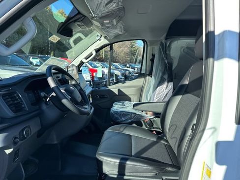 New 2026 Ford Transit 250 Low Roof RWD image 11