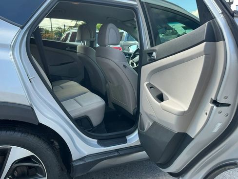 Used 2016 Hyundai Tucson Sport AWD/4WD image 9