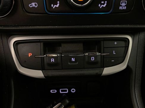 Certified 2023 GMC Terrain SLE w/ Driver Convenience Package image 19