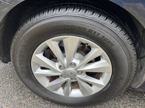 Used 2016 Kia Sedona LX w/ LX Convenience Package image 35