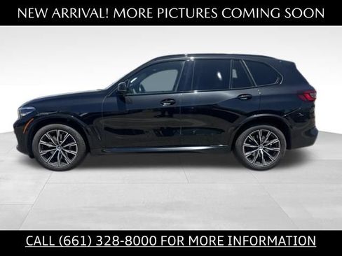 Used 2022 BMW X5 xDrive40i w/ M Sport Package AWD/4WD image 2